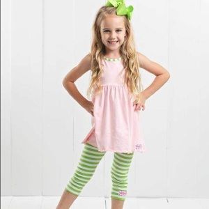 Ruffle Girl Light Pink/Green Tank & Legging Capri